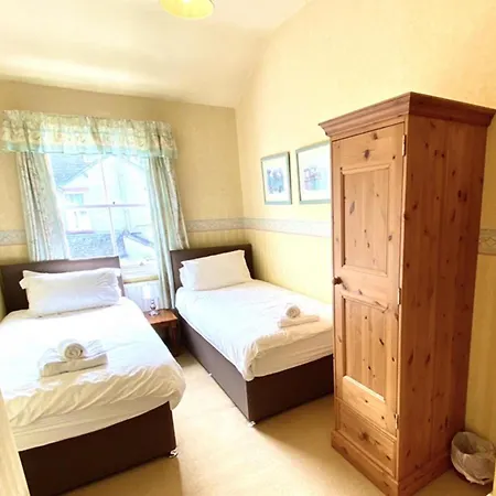 Feriehus 2 Bed House Sleeps 4 - Garden Parking & Pets *